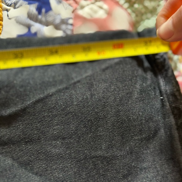 Agolde Riley High Rise Cropped Jean - Picture 7 of 7